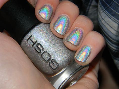 best holographic nail polish.